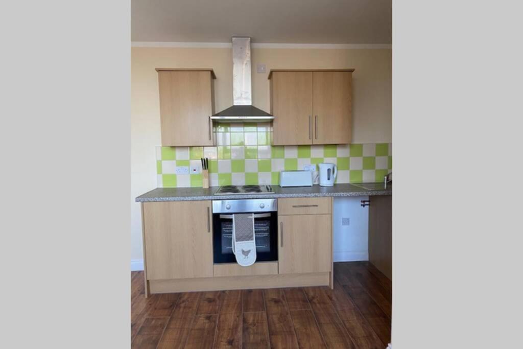 3 Bed Contemporary Crewe Apartment Exterior foto